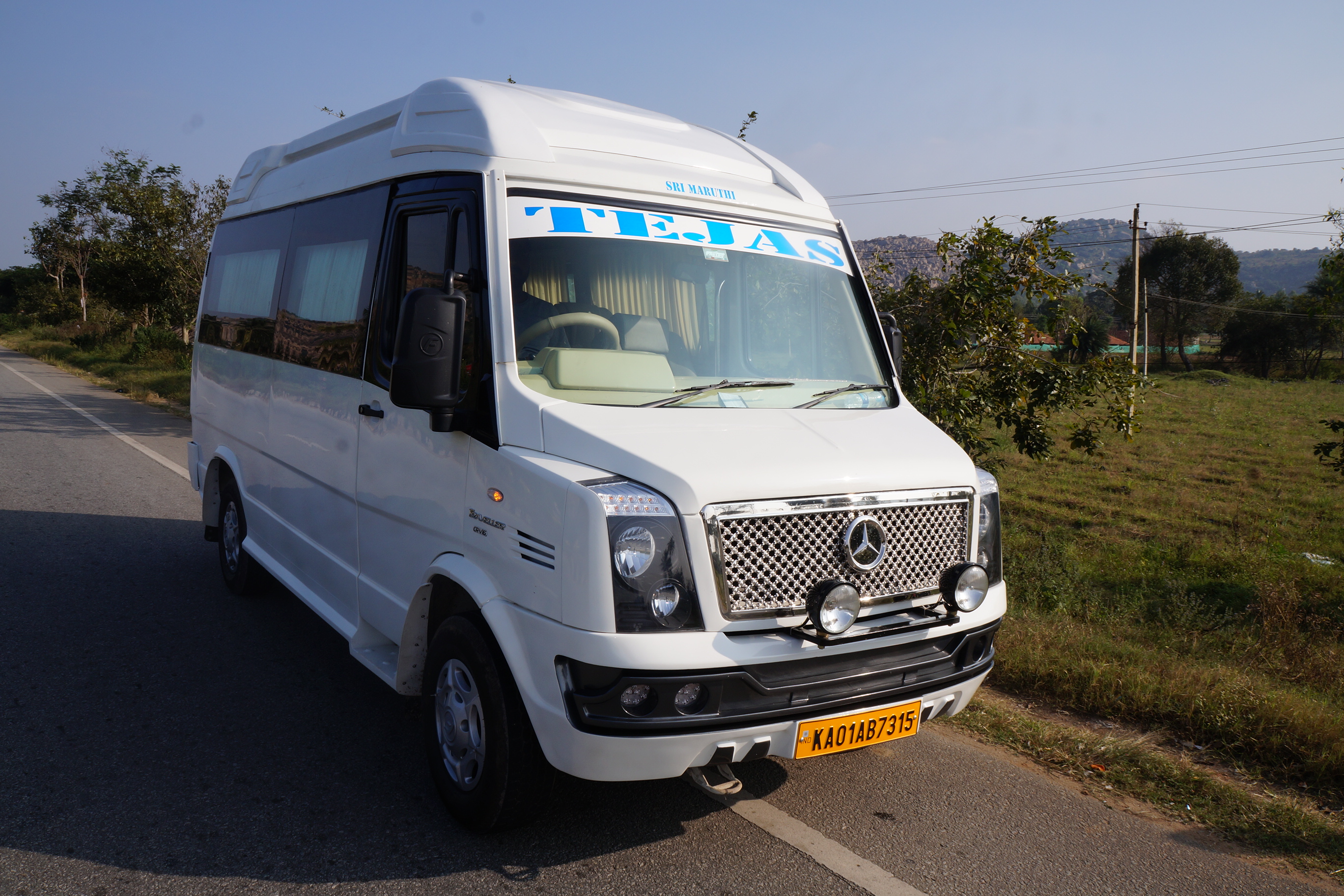 TEMPO_TRAVELLER